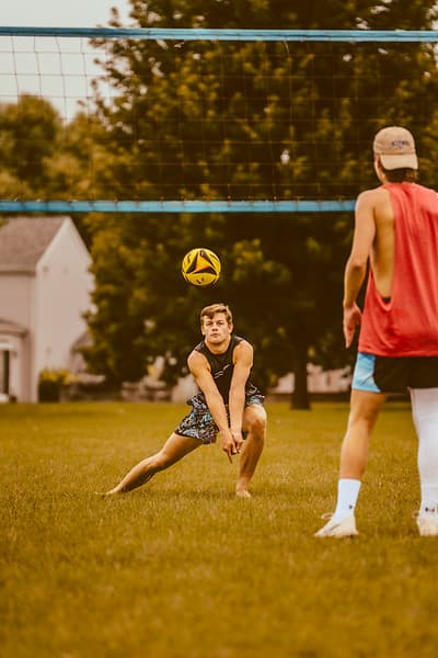 Grass volleyball action at Bell Pepper Open